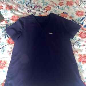 Figs Women's V-Neck Scrub Top in Navy